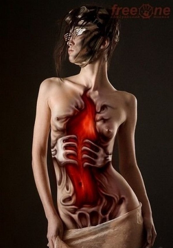 body painting art 11 Incredible Painting on Human Body