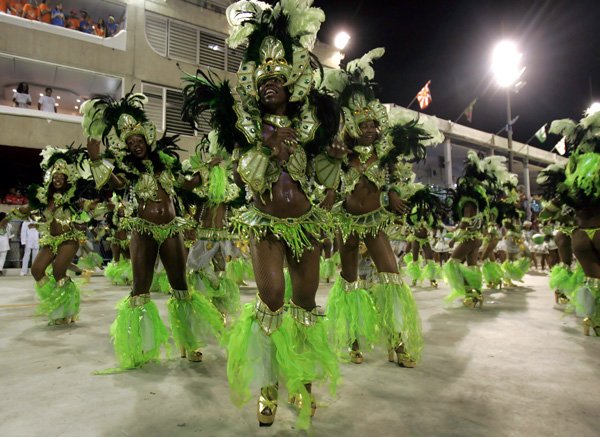 carnival rio de janeiro 05 Brazils Carnival Madness