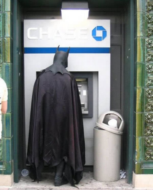 strange people at atm 08 10 Strangest People At ATMs 
