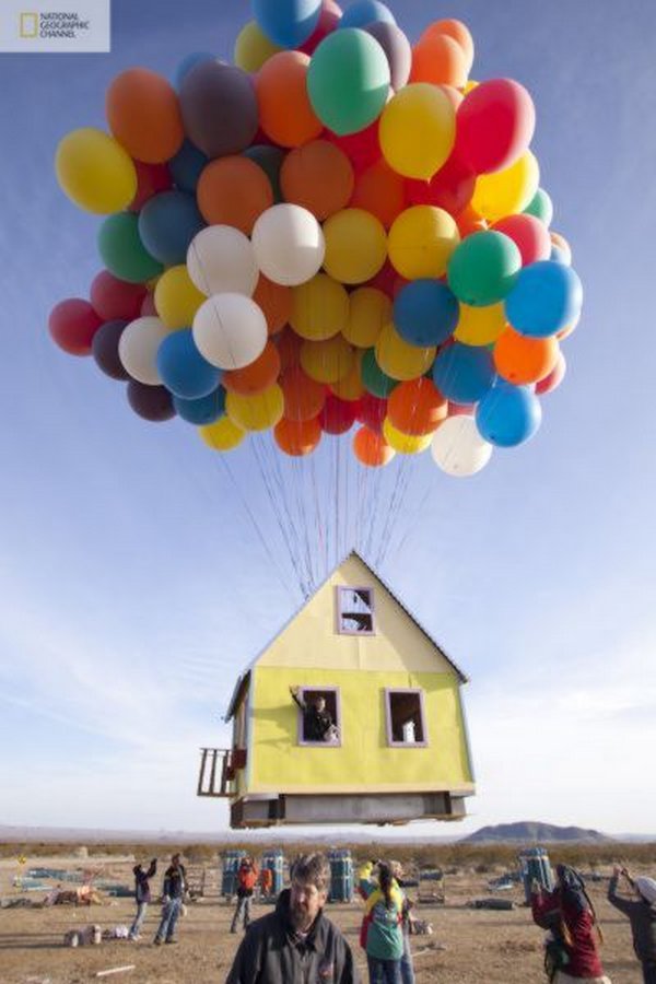 flying balloon house 07 Flying Balloon House