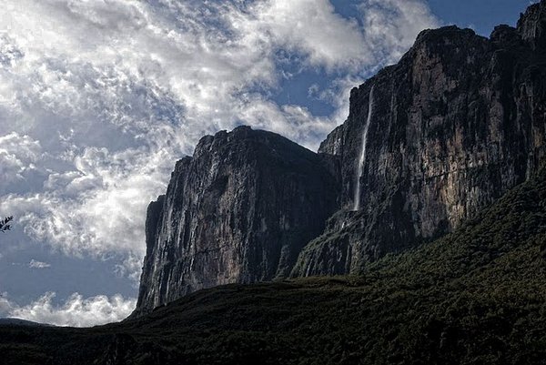 mount roraima venezuela 03 Mount Roraima: An Island Forgotten by Time