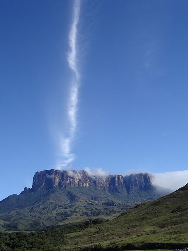 mount roraima venezuela 04 Mount Roraima: An Island Forgotten by Time