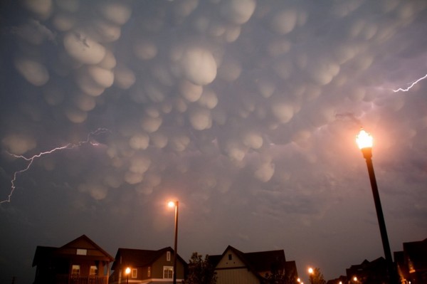 insane cloud formations from around the world 08 Top 10 Insane Cloud Formations From Around The World