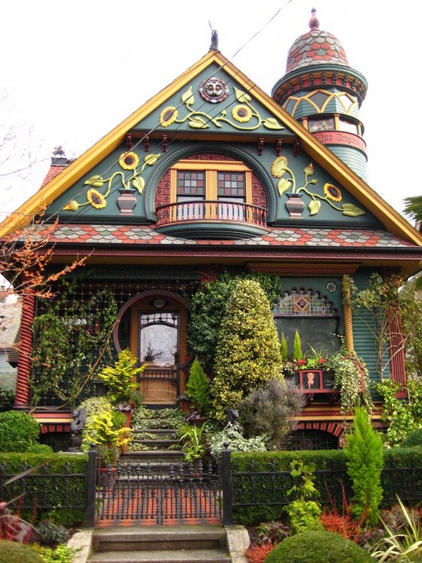 fairytales houses 16 Beautiful Fairy Tales House Designs