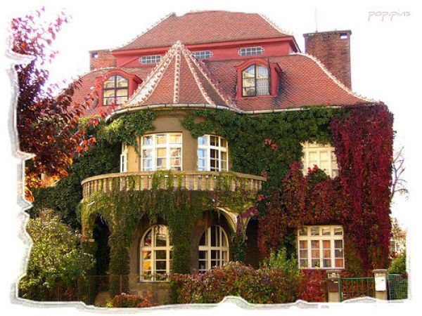 fairytales houses 20 Beautiful Fairy Tales House Designs