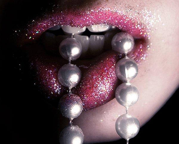 lips 18 Sensual & Seductive Female Lips