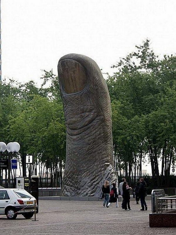 statues 33 35 Unexplainable Statues Throughout The World 