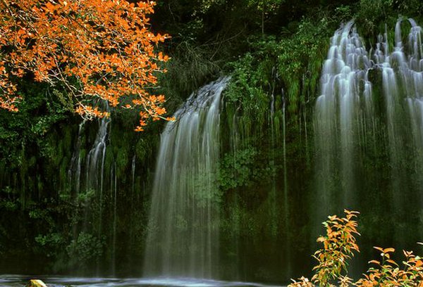 waterfall 09 Amazing Photos of Most Beautiful Waterfalls in The World