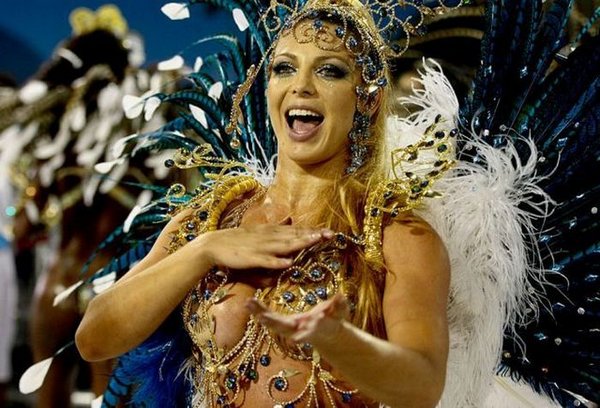 carnival rio de janeiro 02 Brazils Carnival Madness