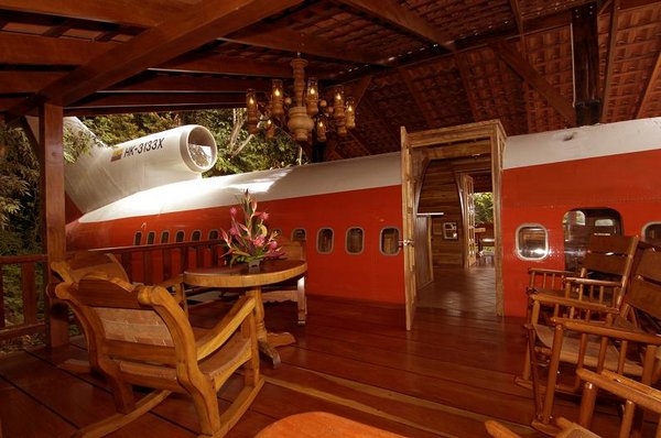airplane hotel room 02 Amazing Airplane Hotel Room Conversion In Costa Rica