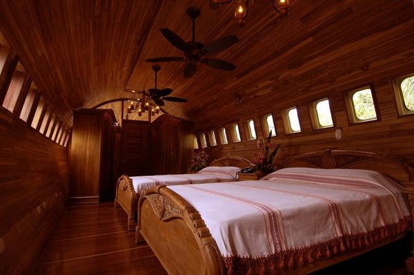airplane hotel room 09 Amazing Airplane Hotel Room Conversion In Costa Rica