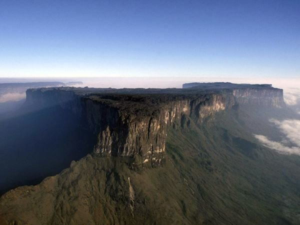mount roraima venezuela 14 Mount Roraima: An Island Forgotten by Time