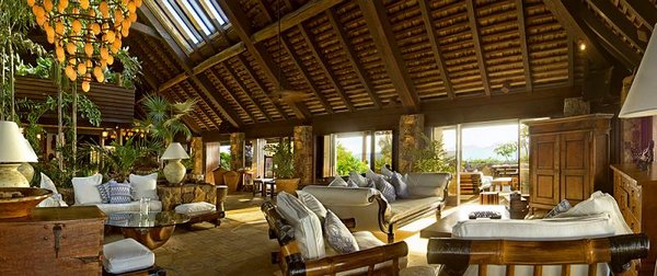 sir richard bransons necker island 20 Want To Go To A Isolated Island? 