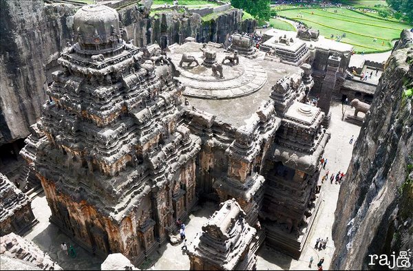 temples of india 03 Amazing Cliff Temples of India   The Ellora Caves