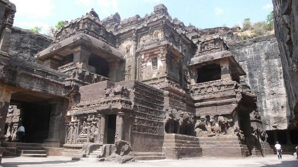 temples of india 04 Amazing Cliff Temples of India   The Ellora Caves