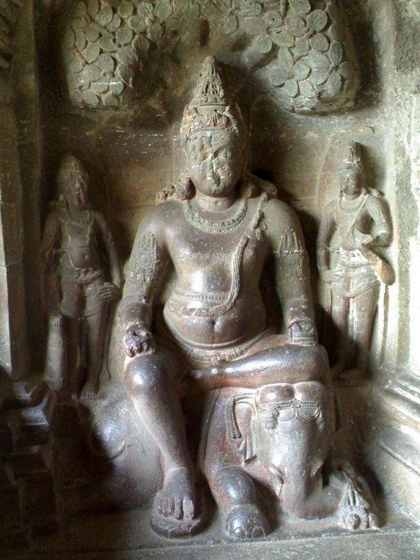 temples of india 10 Amazing Cliff Temples of India   The Ellora Caves