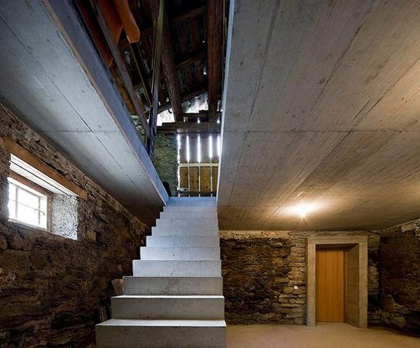 house inside a hill 12 The House Inside A Hill: Villa Vals In Switzerland