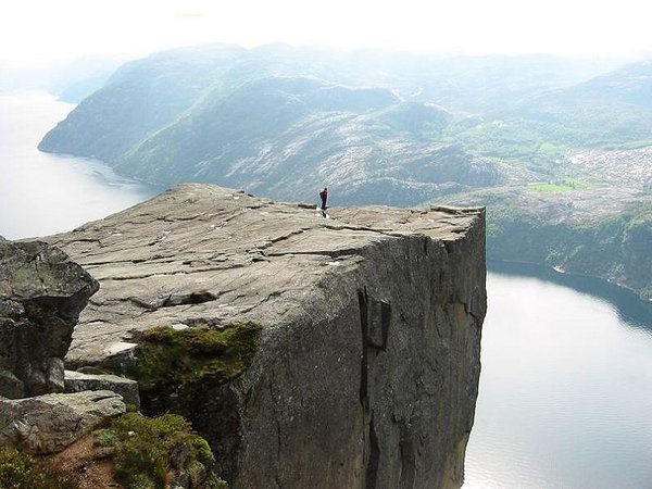 the craziest cliffs in norway 02 The Craziest Cliffs In Norway