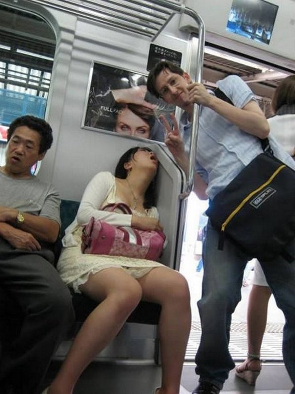 weirdest people in the subway 18 20 Weirdest People On The Subway