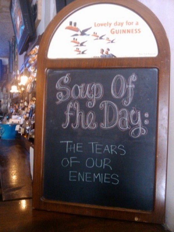 funny restaurant signs 07 Top 11 Funniest Restaurant Signs
