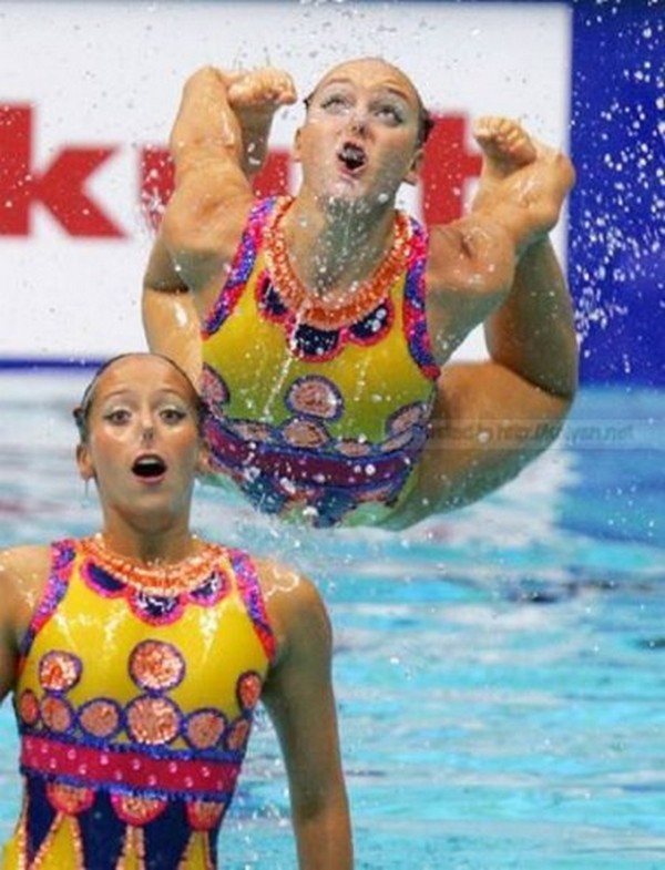 crazy and funny sports photos 16 Hilariously Funny Sports Photos: Stopped at Precisely The Right Moment
