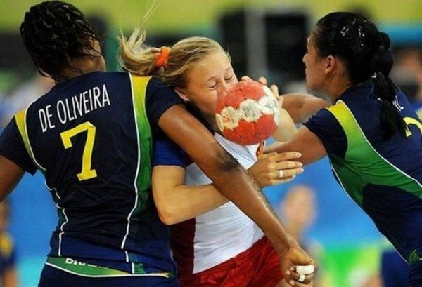 crazy and funny sports photos 18 Hilariously Funny Sports Photos: Stopped at Precisely The Right Moment