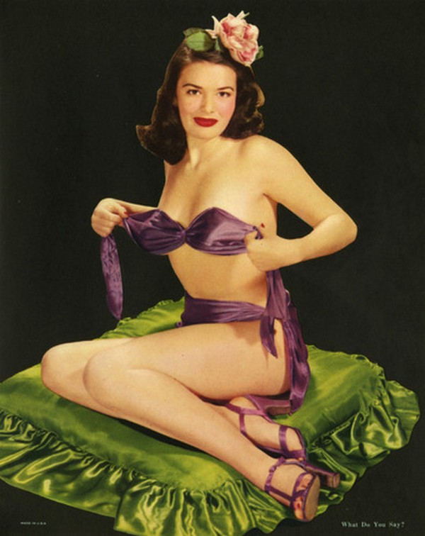 pin up girls 01 Top 10 Coolest Pin Up Girls Ever