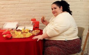 donna simpson2 1596685 e1268688835578 300x187 Weird News: Woman Wants to be Worlds Fattest