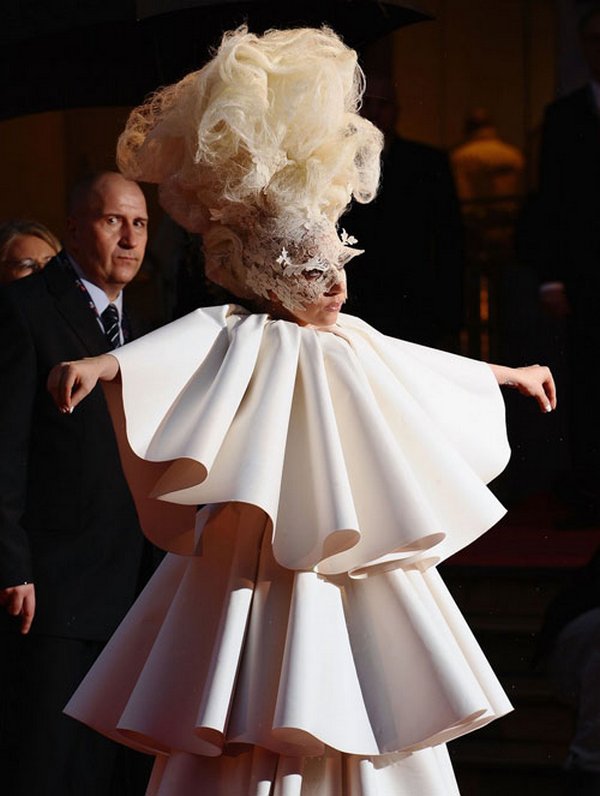 Top 20 Lady Gaga Crazy Fashion Style Photos